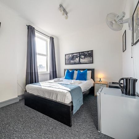 Ryam Suites Londra Esterno foto