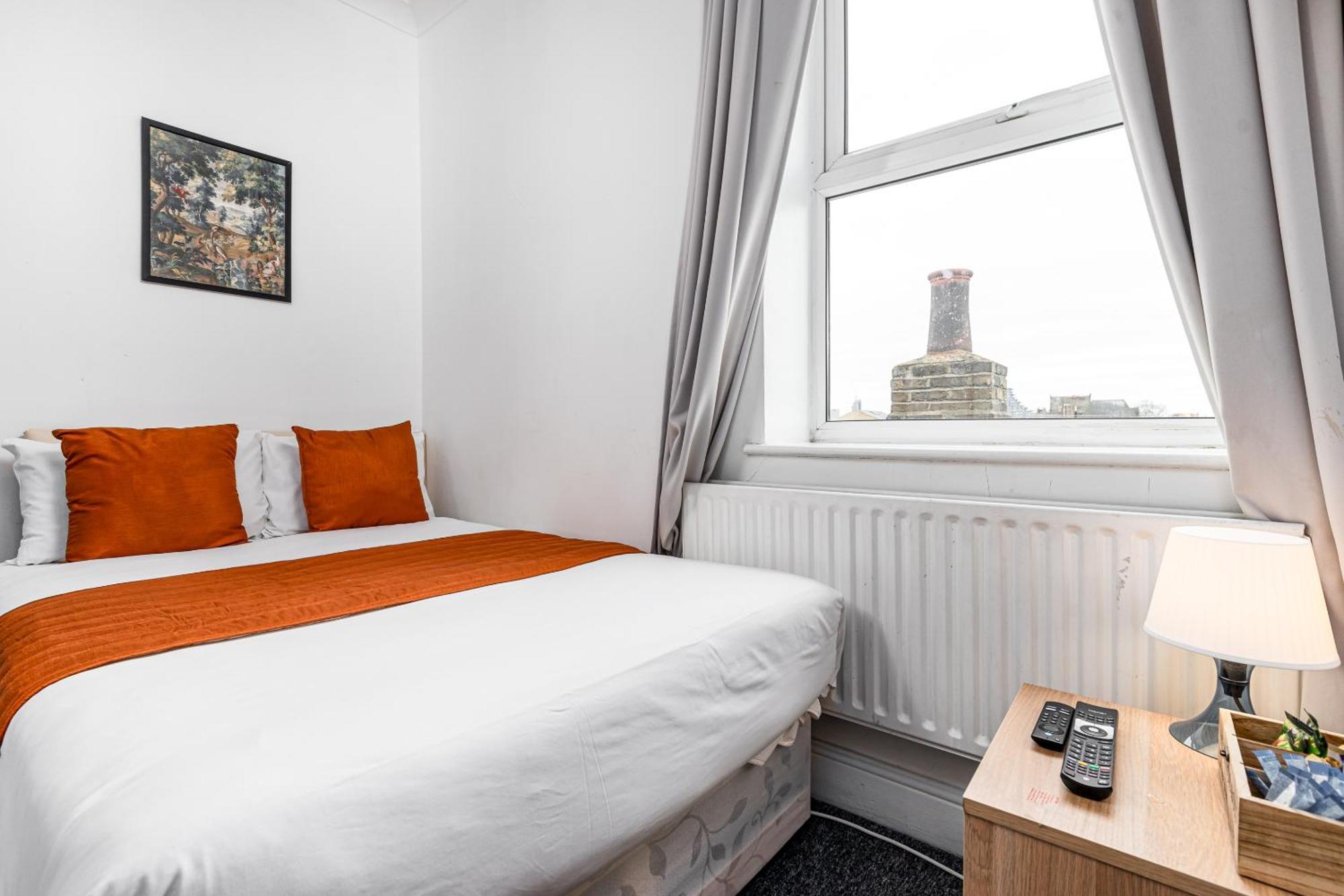Ryam Suites Londra Camera foto