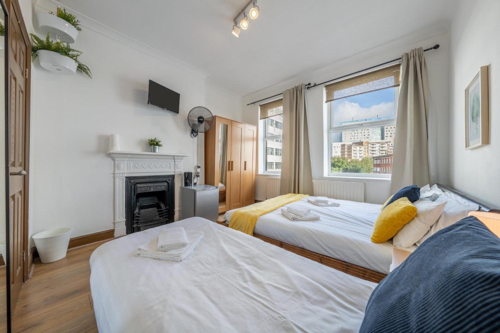 Ryam Suites Londra Esterno foto