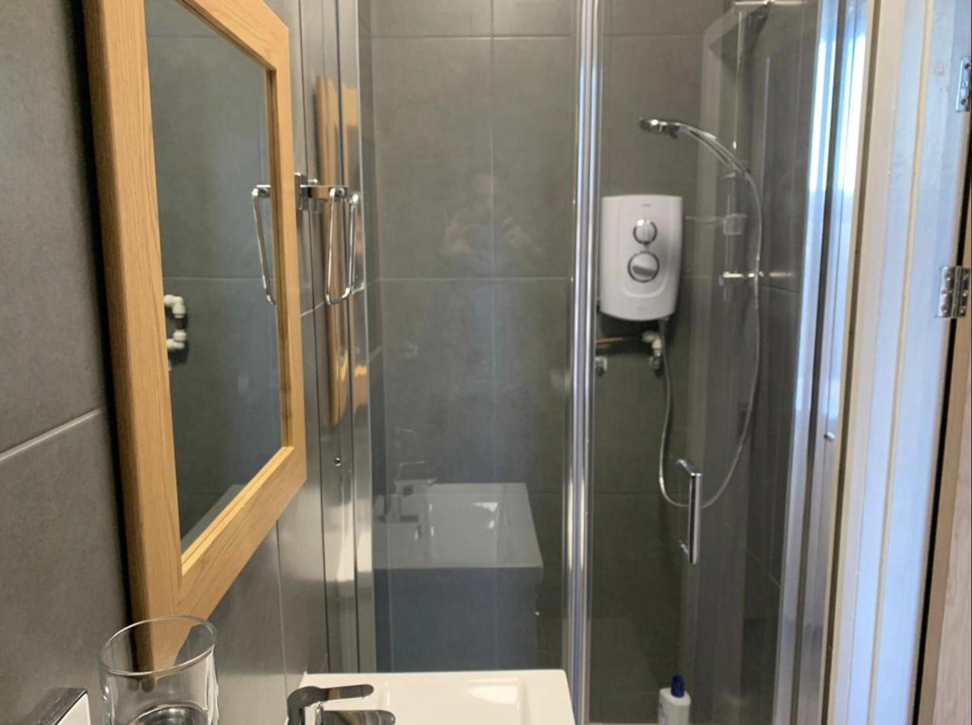 Ryam Suites Londra Esterno foto