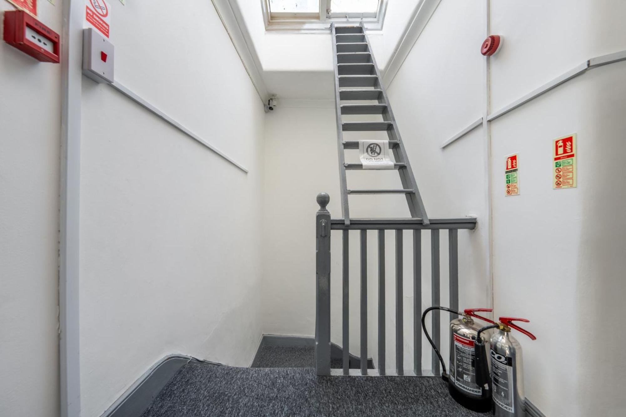 Ryam Suites Londra Esterno foto